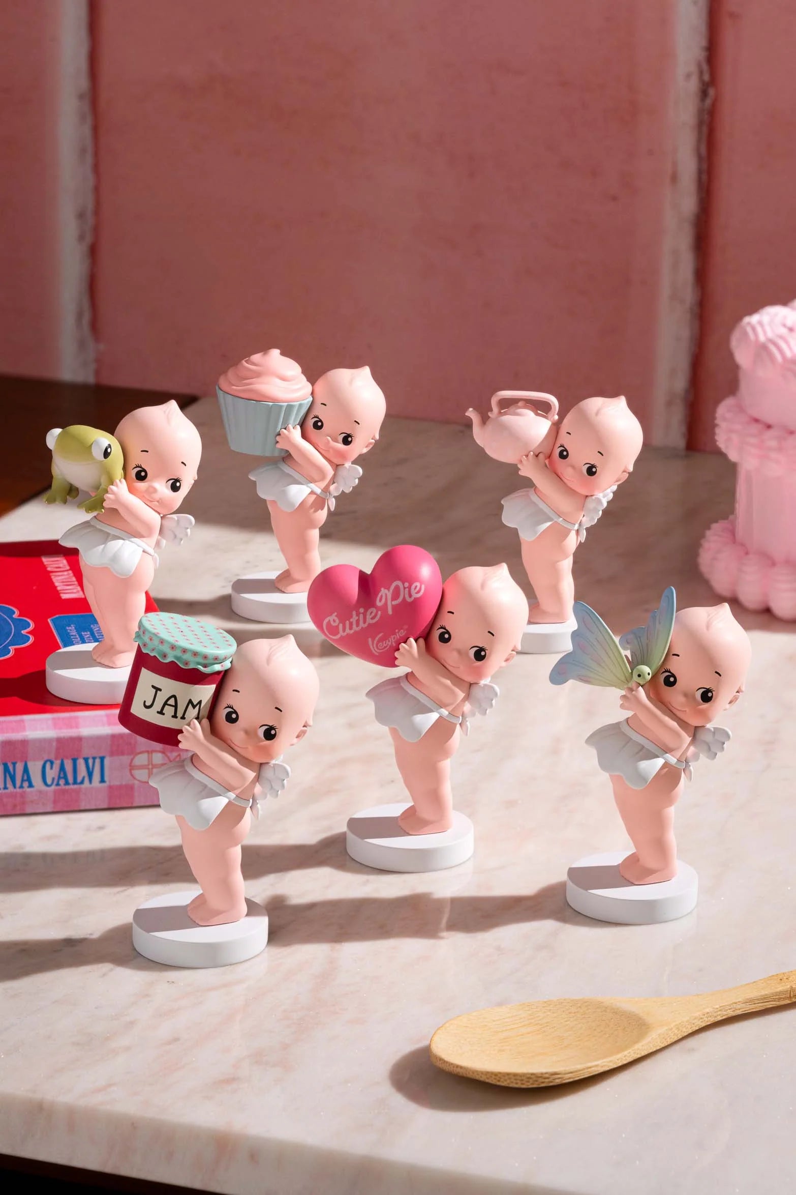 Master Toys: Smoko Kewpie Holding Things Blind Box – Rhen's Nest
